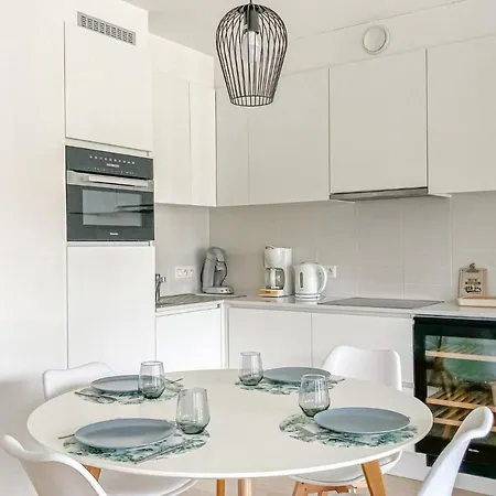 Apartament Beautiful In