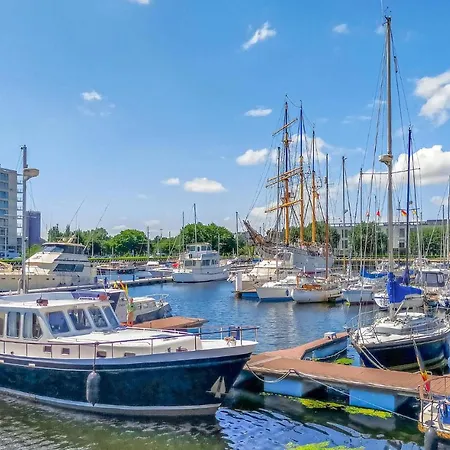 Beautiful In Daire Oostende